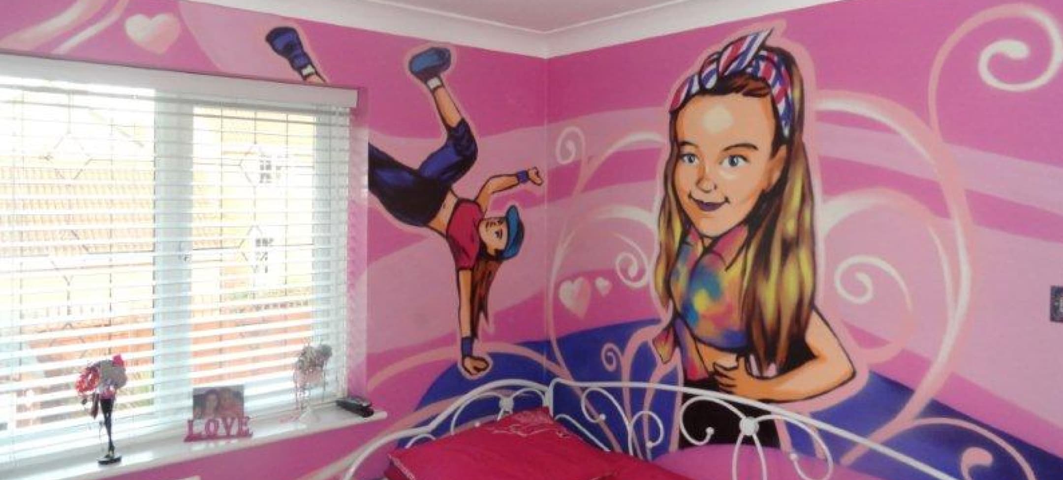 India Lil Indz Street Dance Graffiti Bedrooom and T-shirt Designs