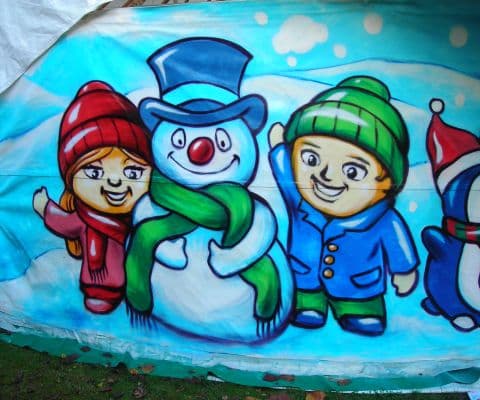 Snowman spray painting